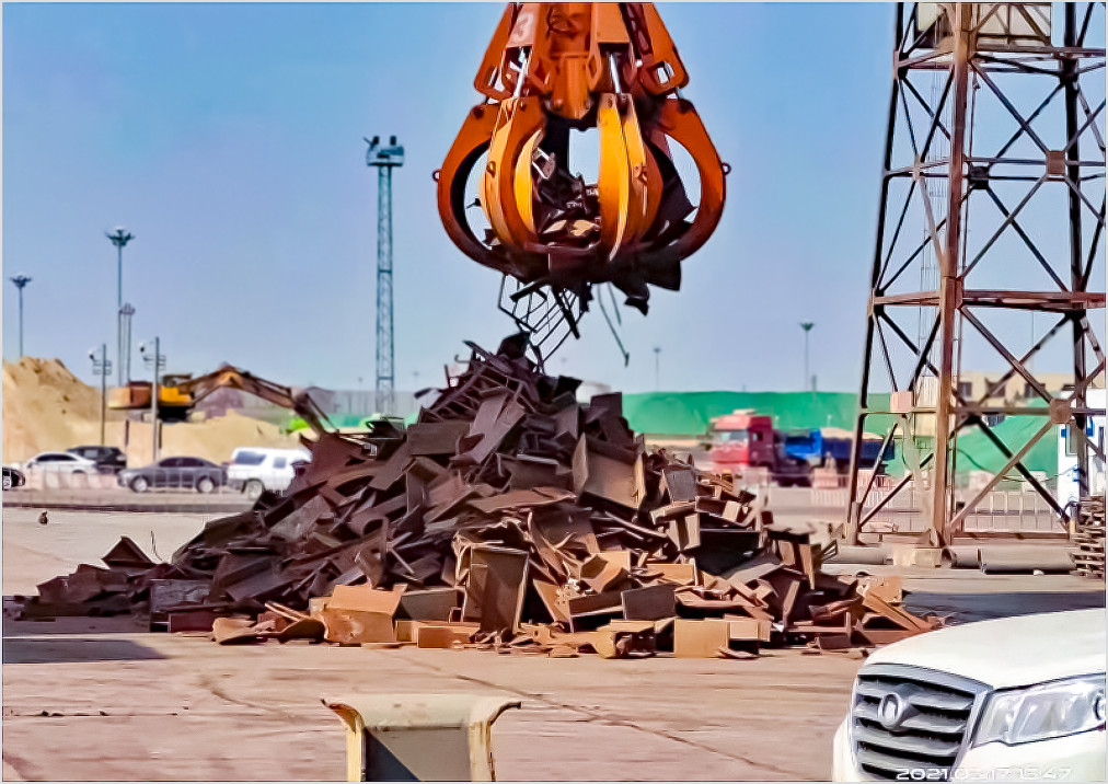 Unloading in China